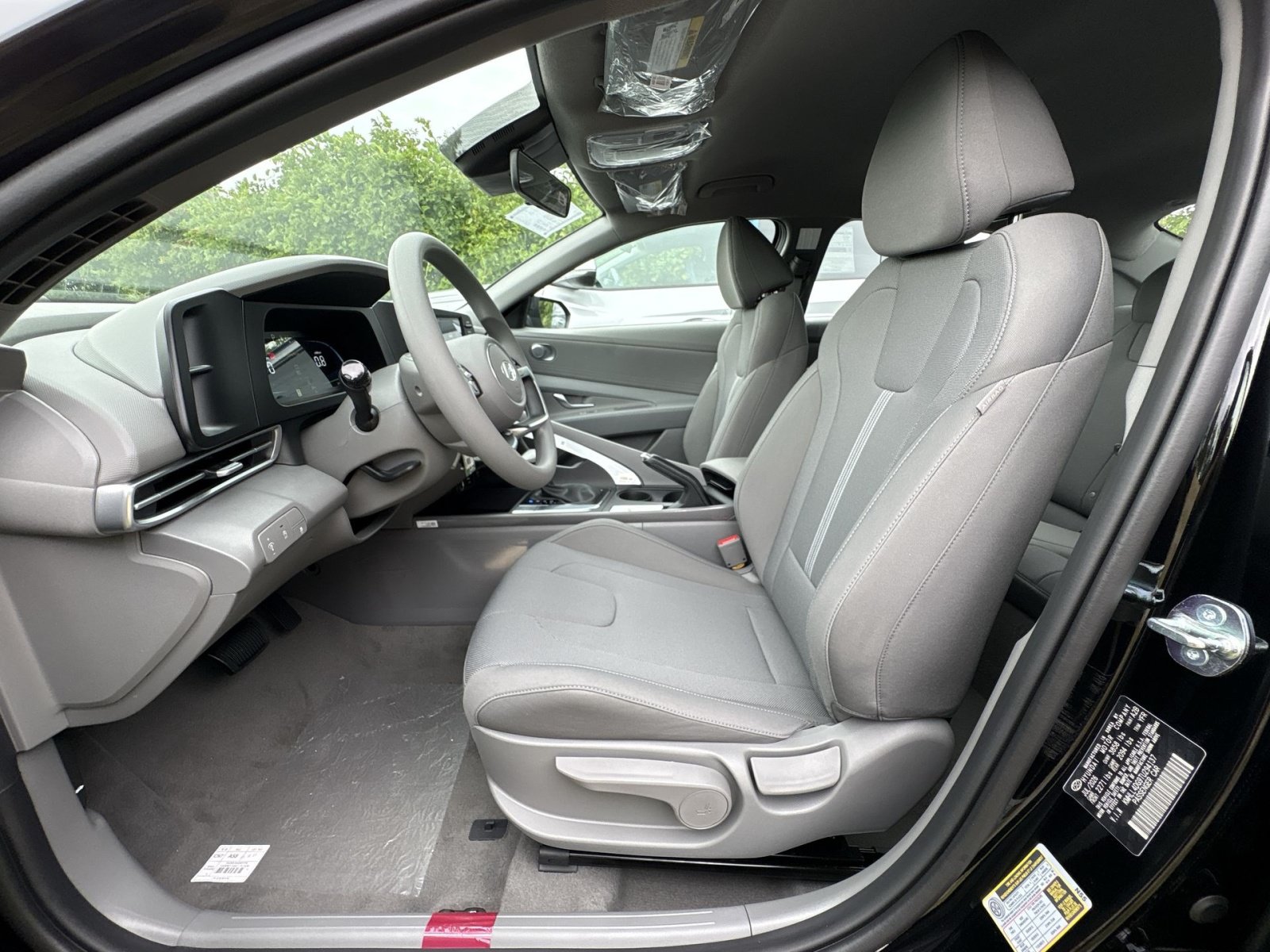 New 2026 Hyundai Elantra SE FWD image 13