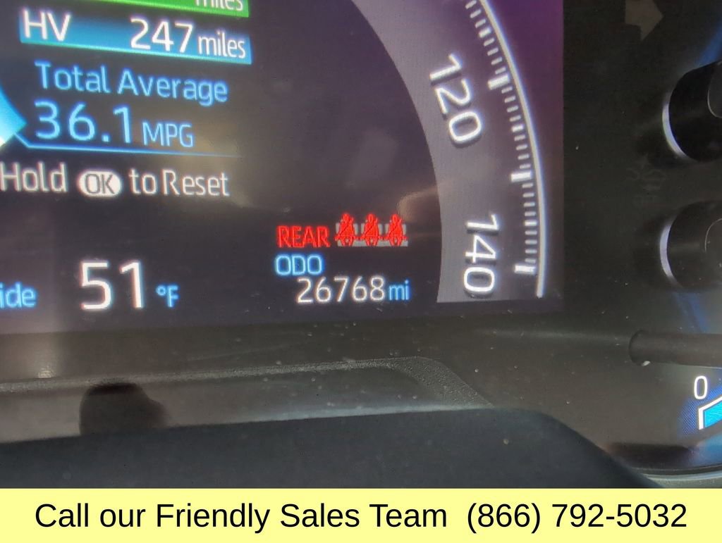 Used 2023 Toyota RAV4 SE w/ Weather & Moonroof Package image 18