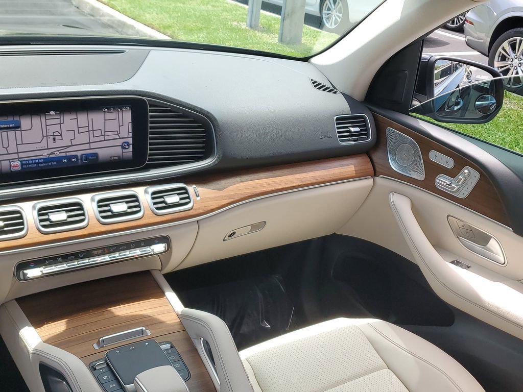 Used 2024 Mercedes-Benz GLE 450e 4MATIC image 20