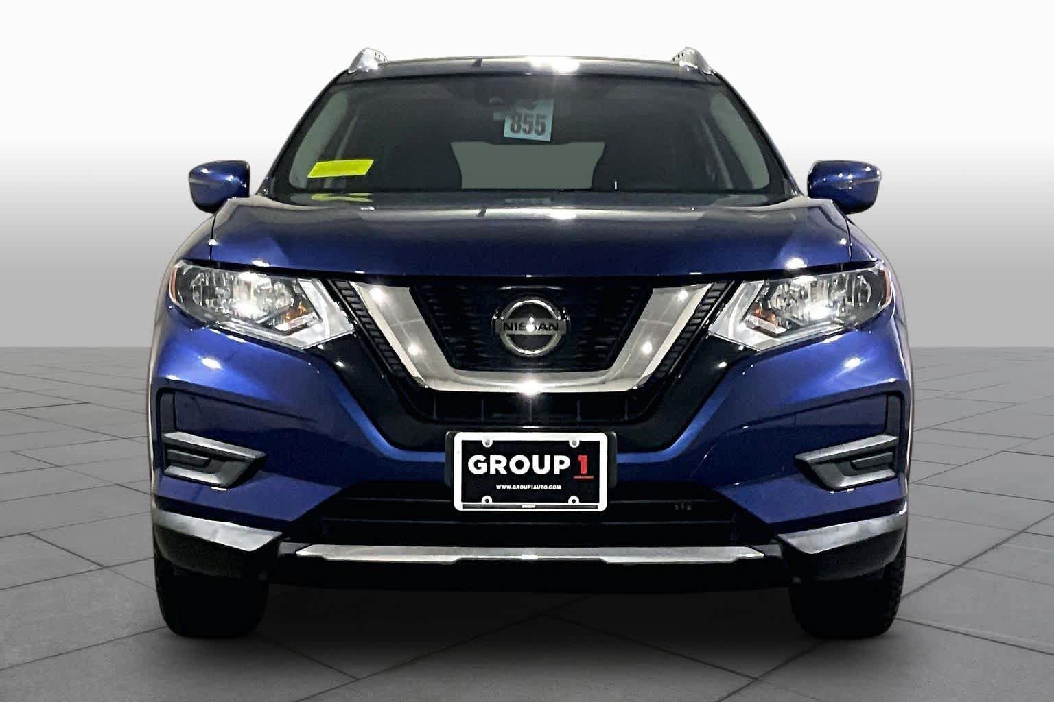 Used 2020 Nissan Rogue SV AWD/4WD image 3