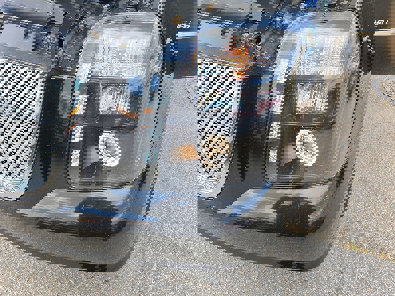 Used 2012 GMC Yukon XL Denali image 34