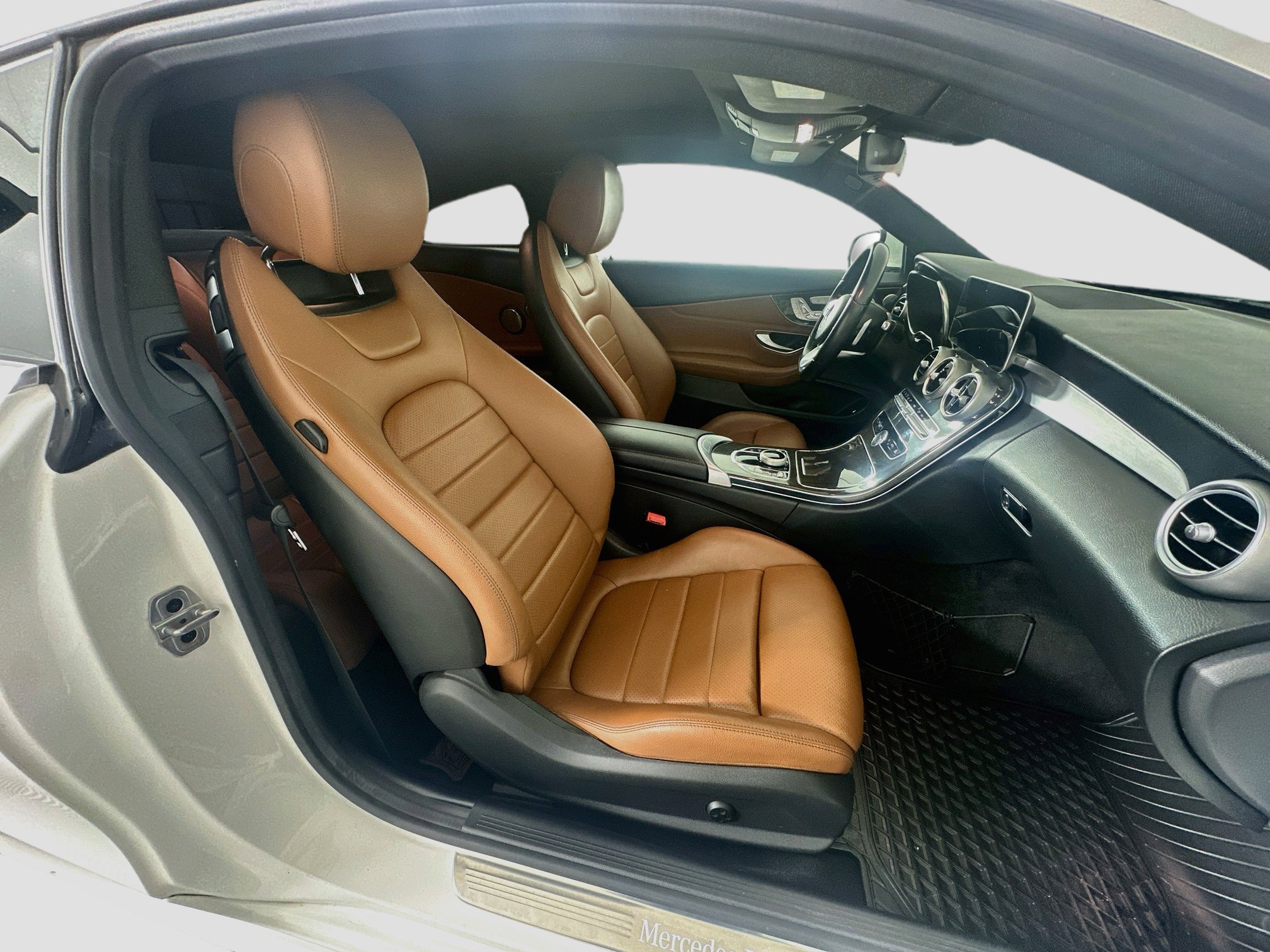 Used 2019 Mercedes-Benz C 300 Coupe image 32