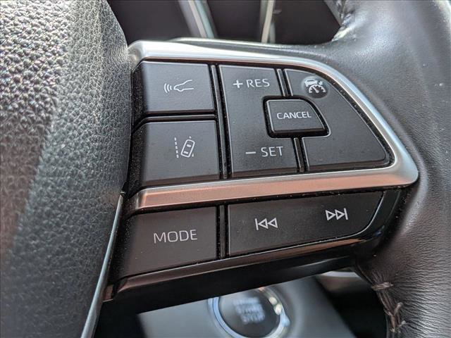 Used 2023 Toyota Highlander XLE image 14