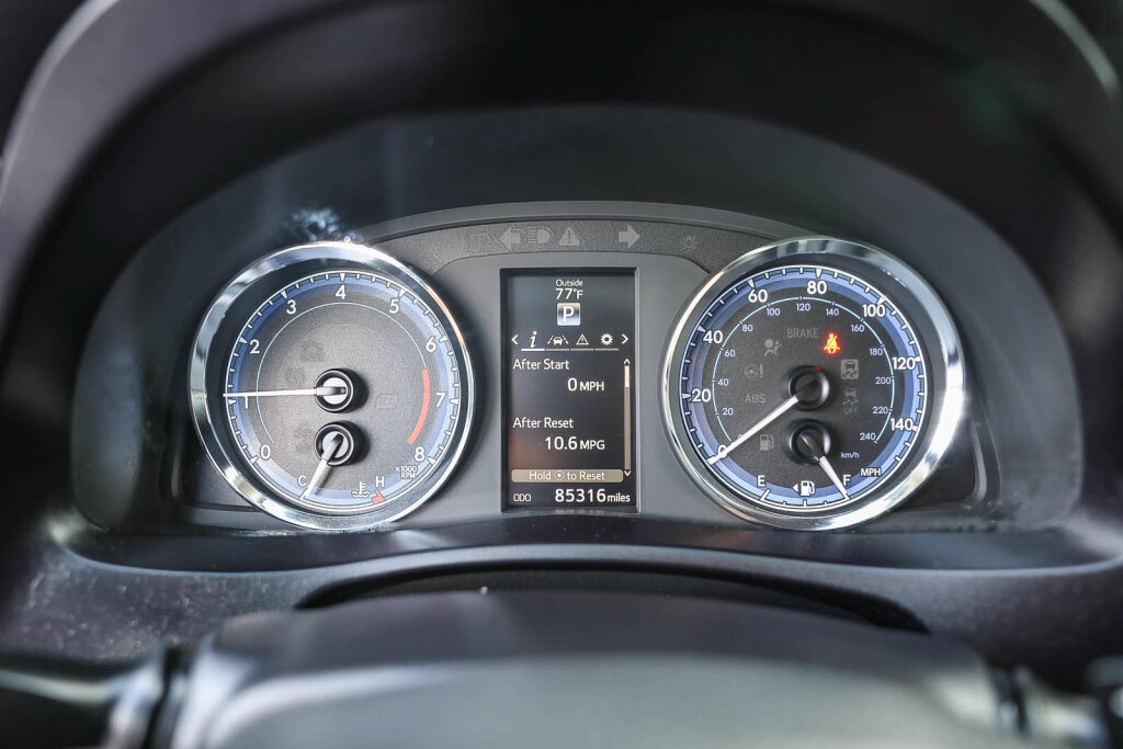 Certified 2019 Toyota Corolla SE FWD image 12