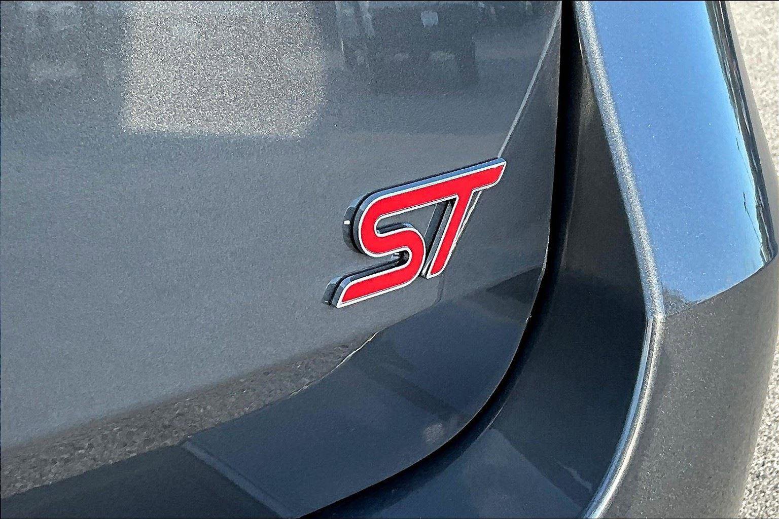 New 2026 Ford Explorer ST image 18