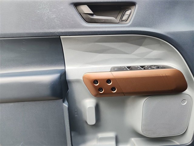 Used 2022 Ford Maverick Lariat image 20