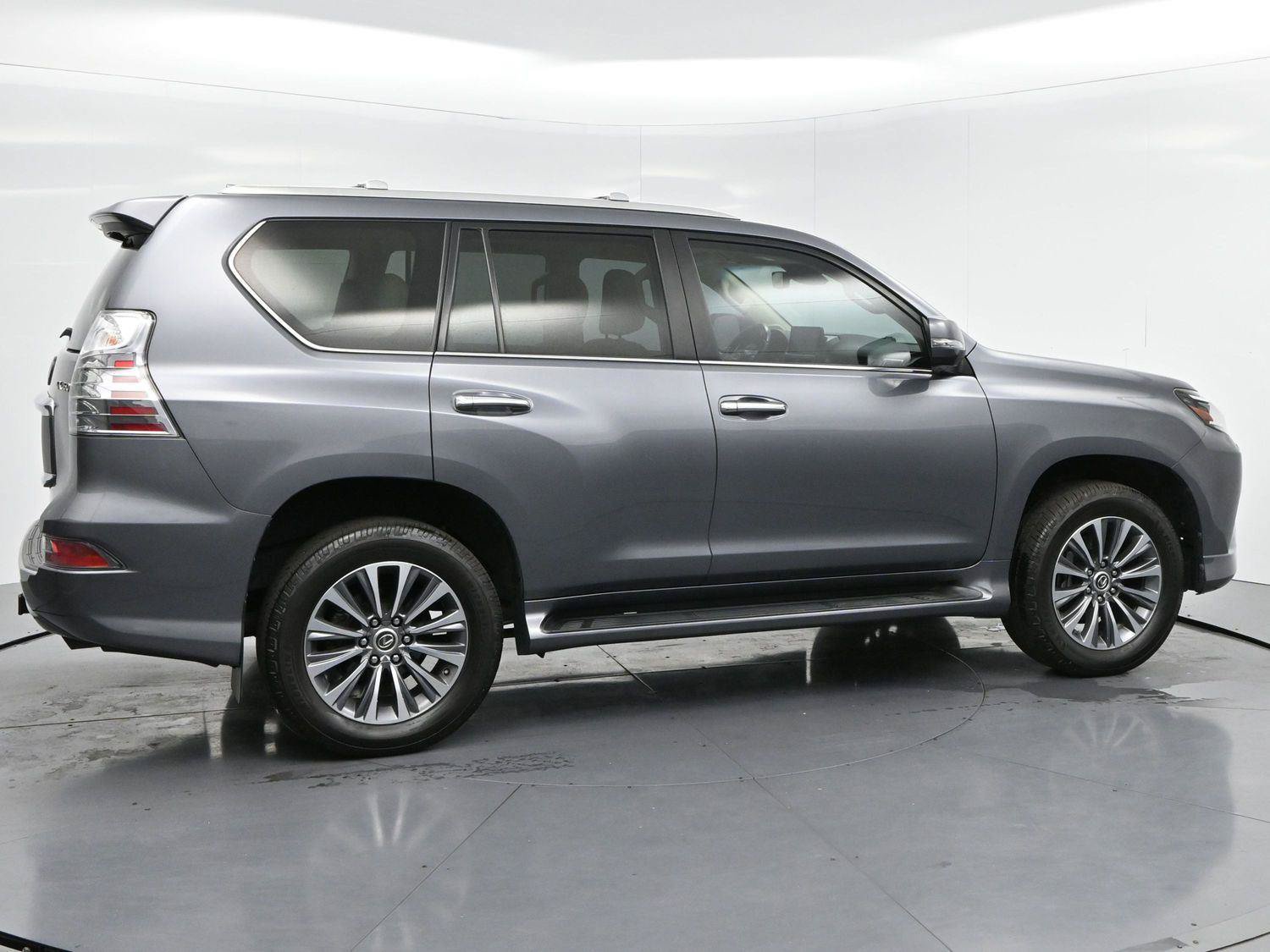 Used 2023 Lexus GX 460 Luxury AWD/4WD image 8