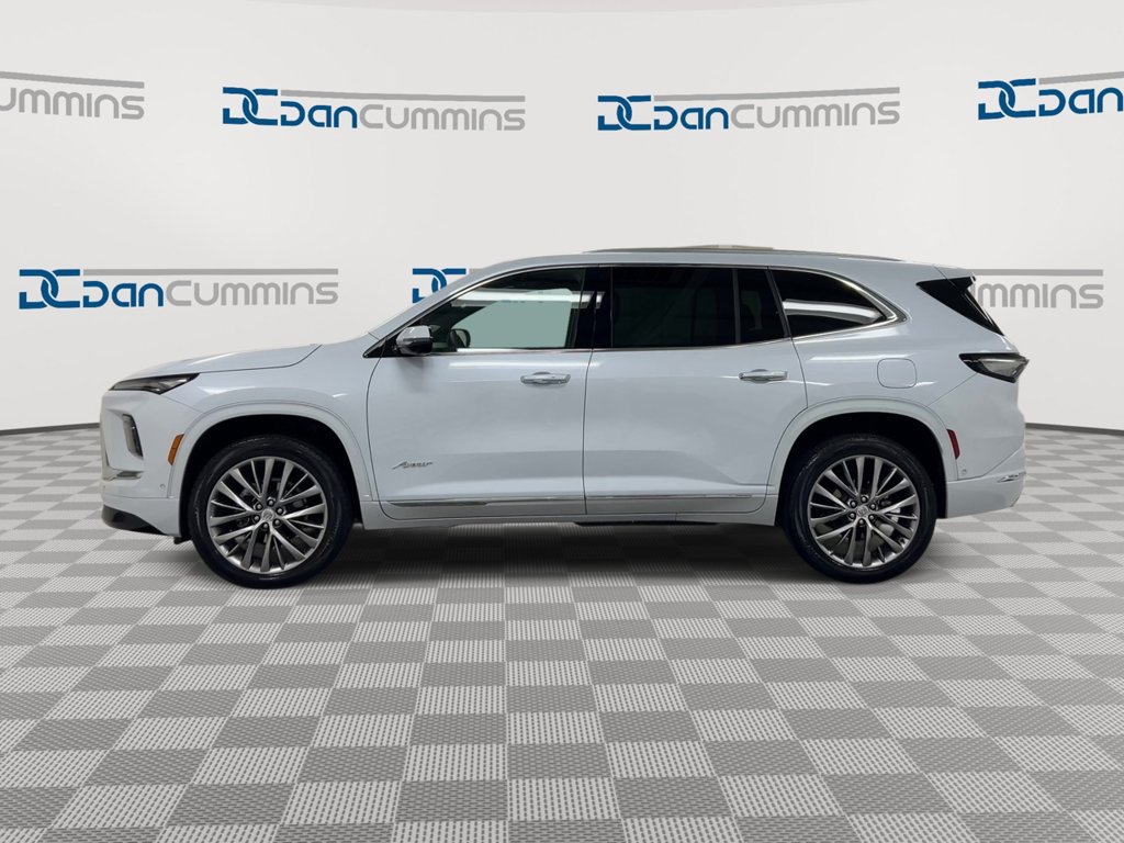 New 2026 Buick Enclave Avenir w/ Super Cruise Package FWD image 5