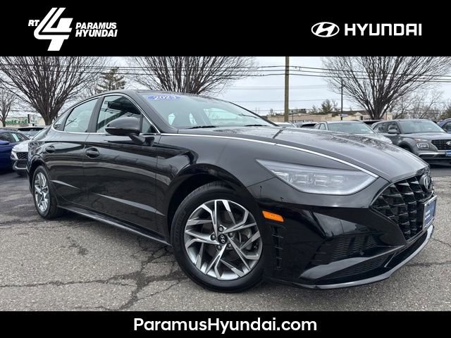 Certified 2023 Hyundai Sonata SEL w/ Preferred Accessory Package