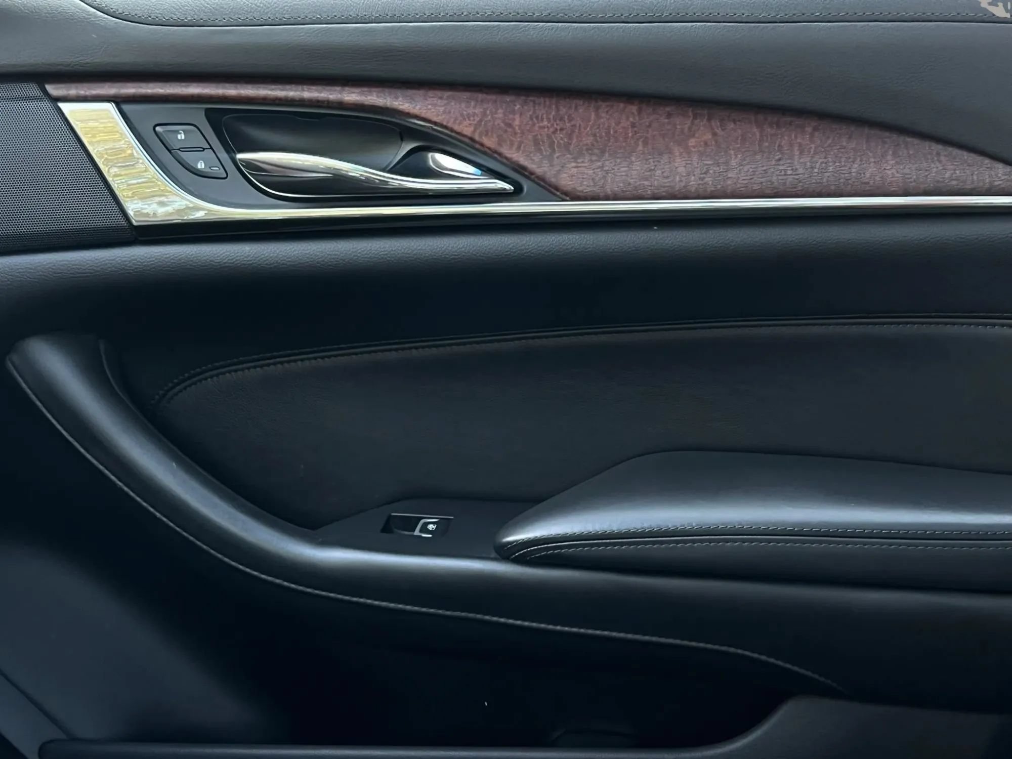 Used 2019 Cadillac CTS Luxury AWD/4WD image 42