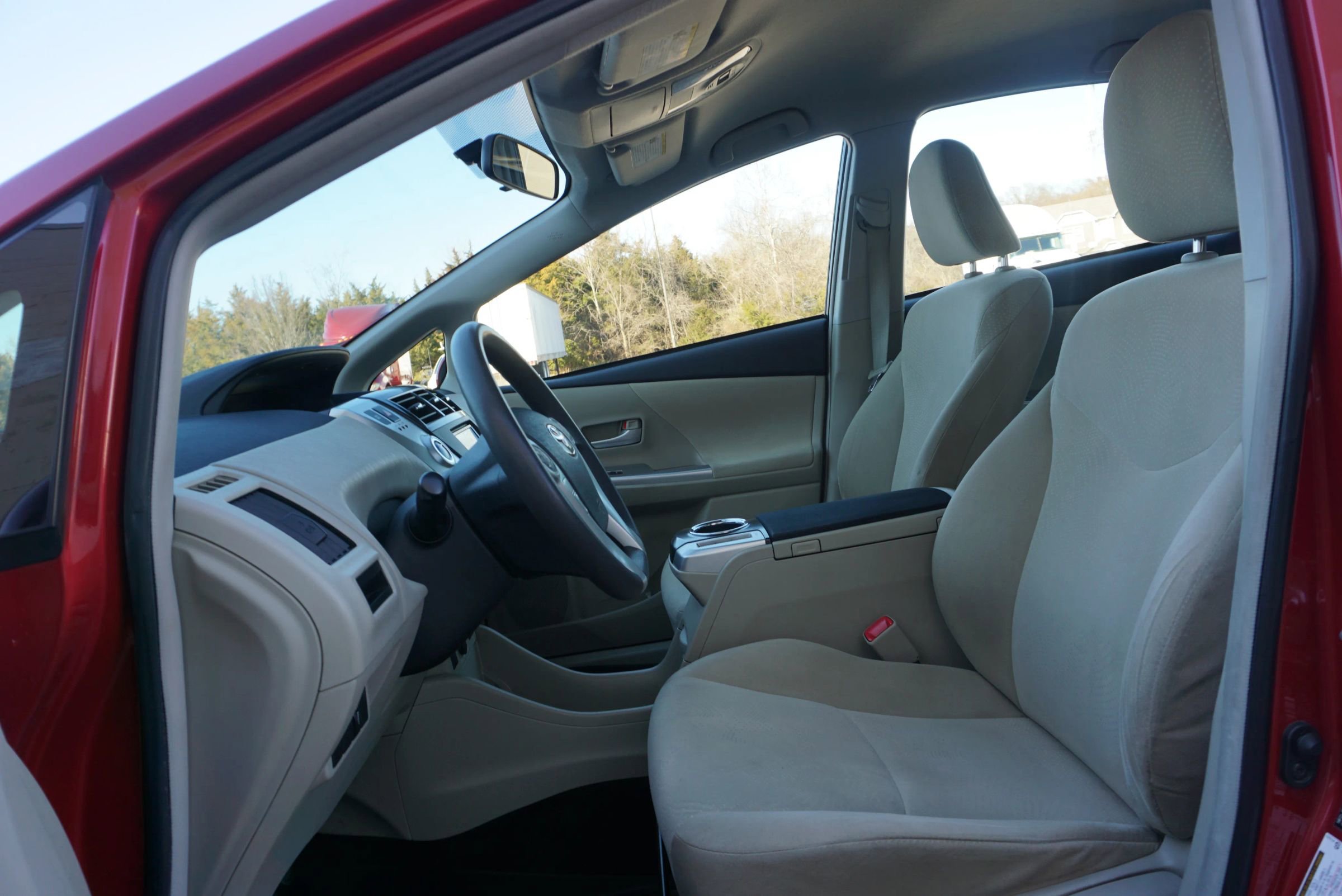 Used 2012 Toyota Prius V Two image 21