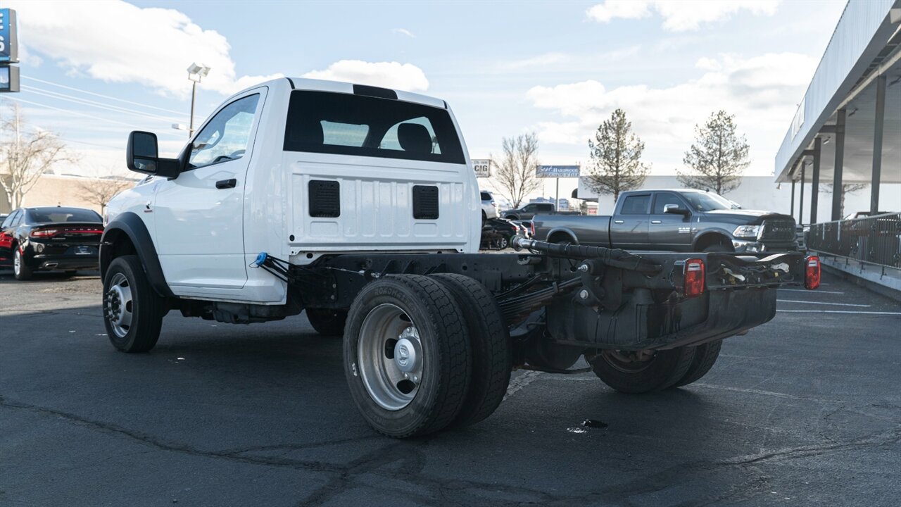 Used 2023 RAM 5500 Tradesman w/ Chrome Appearance Group AWD/4WD image 2