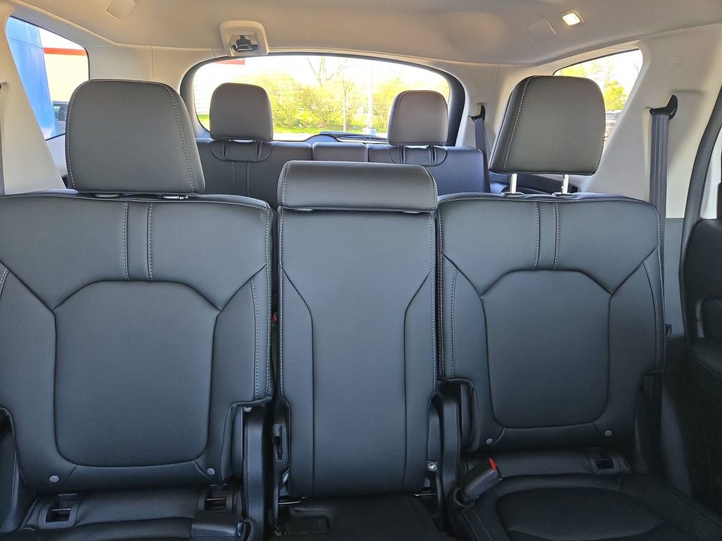 Certified 2026 Honda Pilot Touring image 30