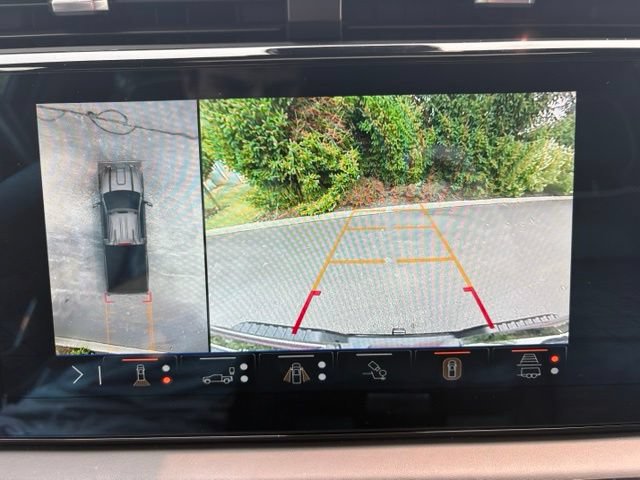Certified 2025 GMC Sierra 2500 AT4X AWD/4WD image 40