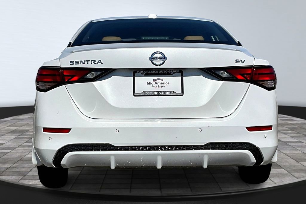 Used 2023 Nissan Sentra SV w/ SV Premium Package image 4