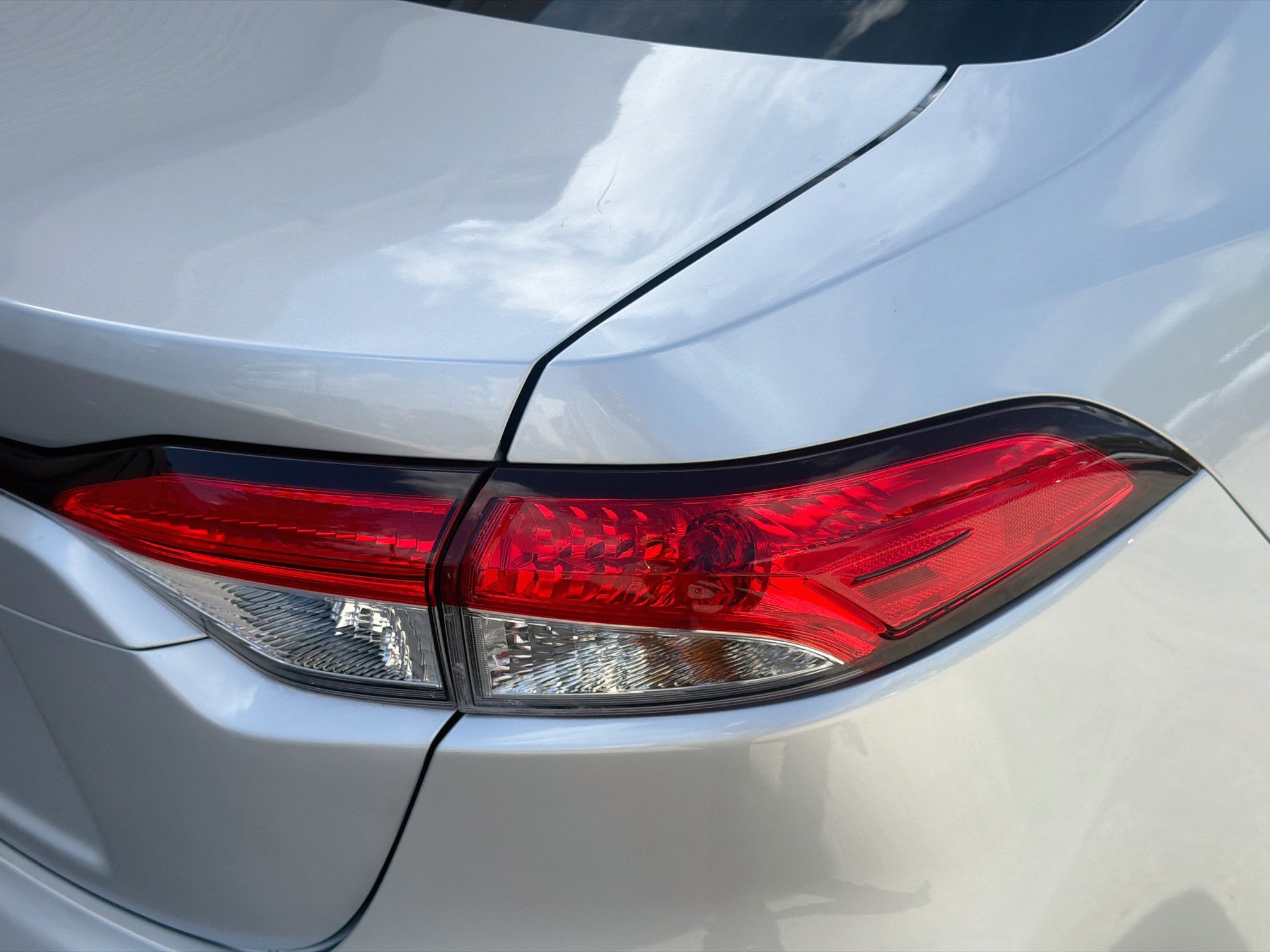 Used 2022 Toyota Corolla LE FWD image 26