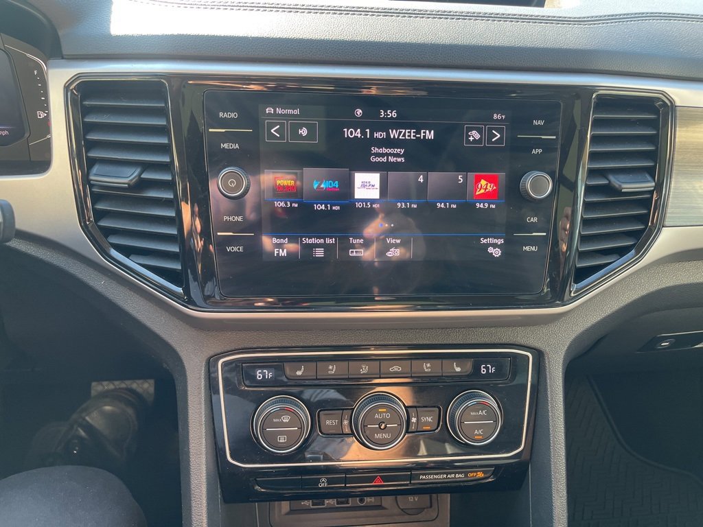 Used 2021 Volkswagen Atlas SEL Premium image 18