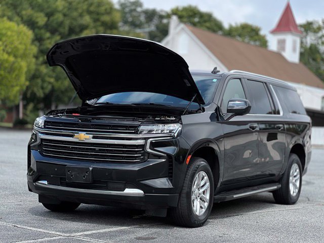 Used 2023 Chevrolet Suburban LT AWD/4WD image 46