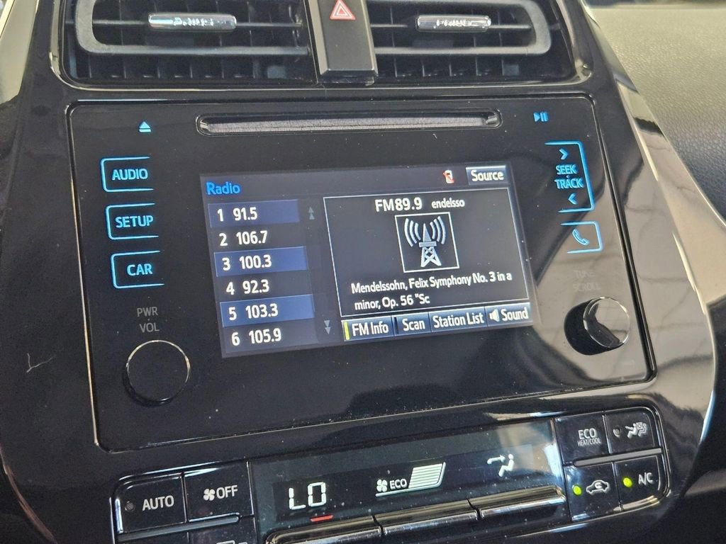 Used 2016 Toyota Prius Two image 17