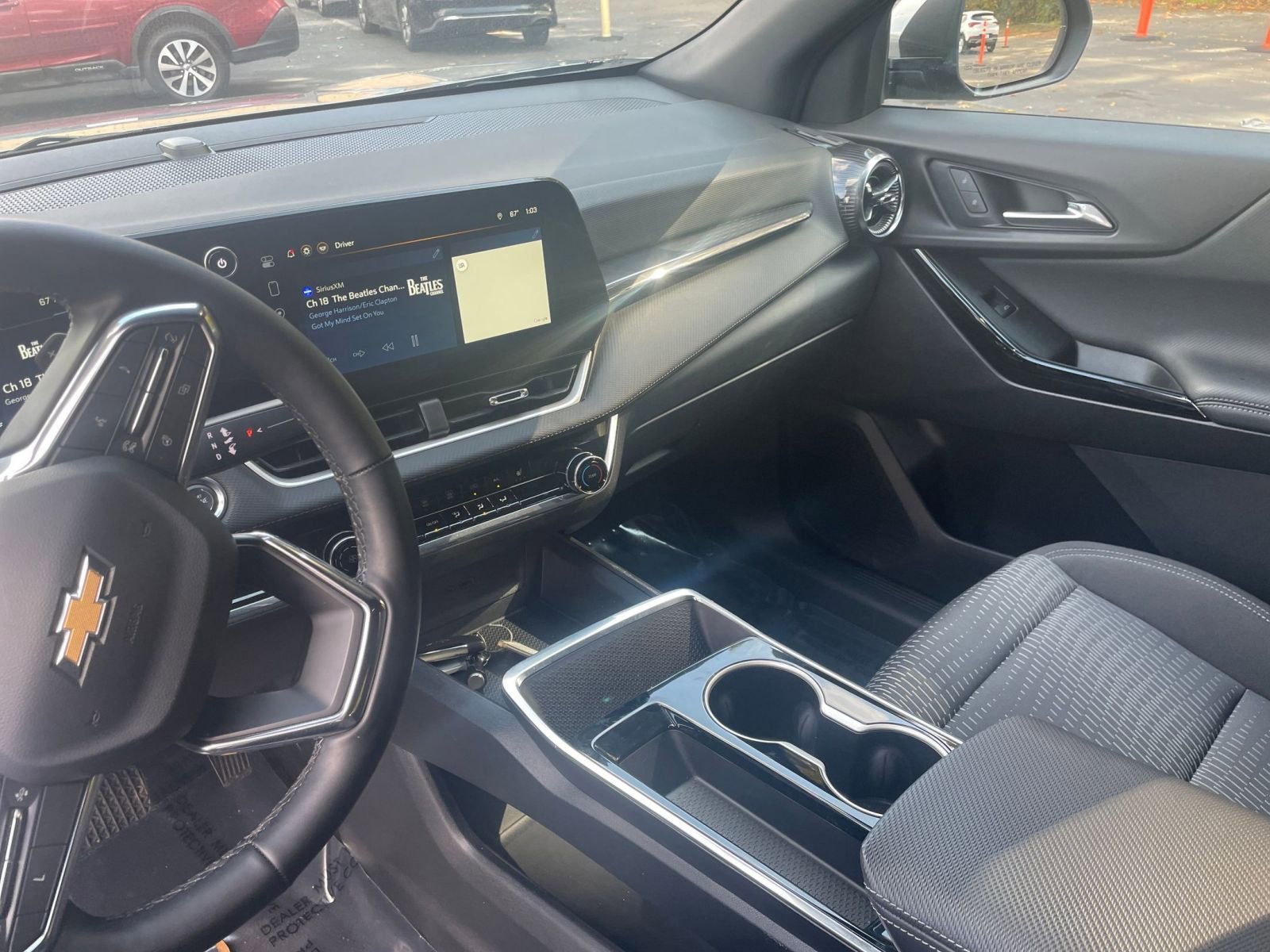 Used 2025 Chevrolet Equinox LT image 37