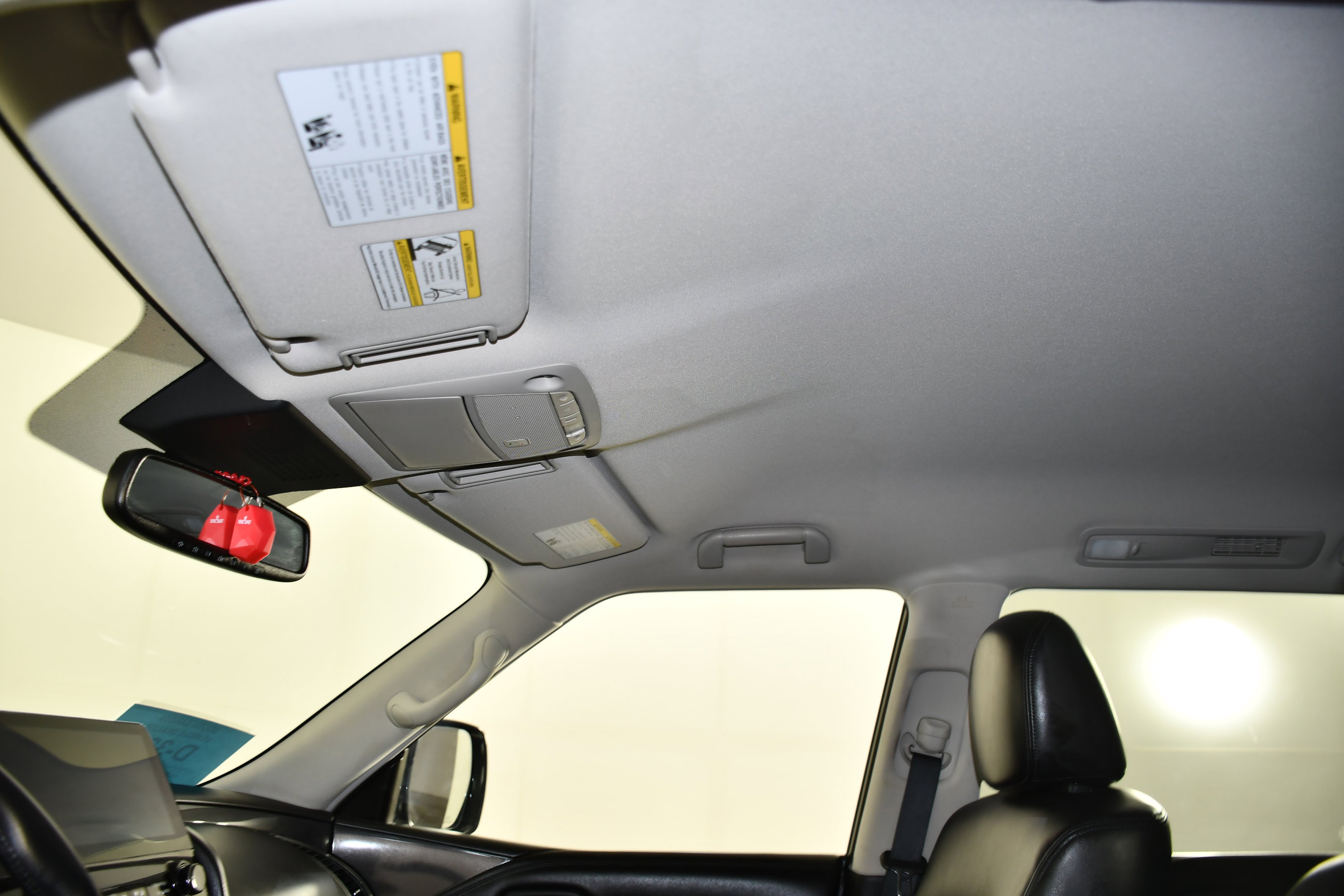 Used 2024 Nissan Armada SV image 41