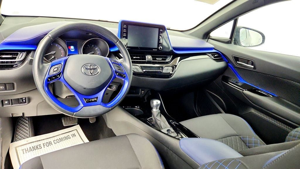 Used 2021 Toyota C-HR XLE FWD image 12