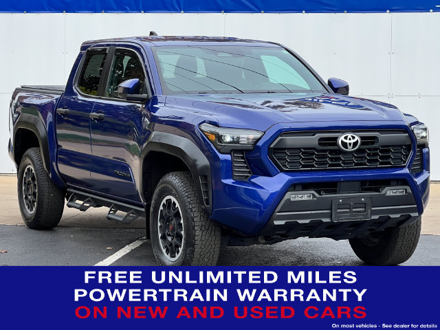 Used 2024 Toyota Tacoma TRD Off-Road AWD/4WD image 1