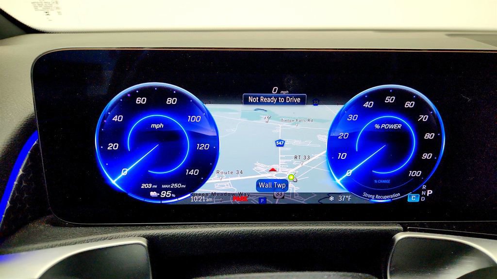Used 2024 Mercedes-Benz EQB 300 4MATIC image 14