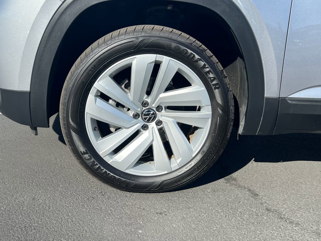 Used 2022 Volkswagen Atlas Cross Sport SE image 6