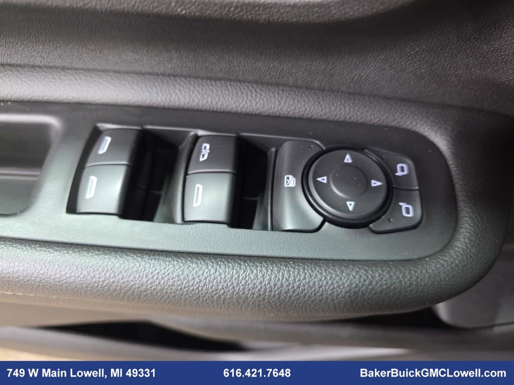 Used 2018 GMC Terrain SLE image 26