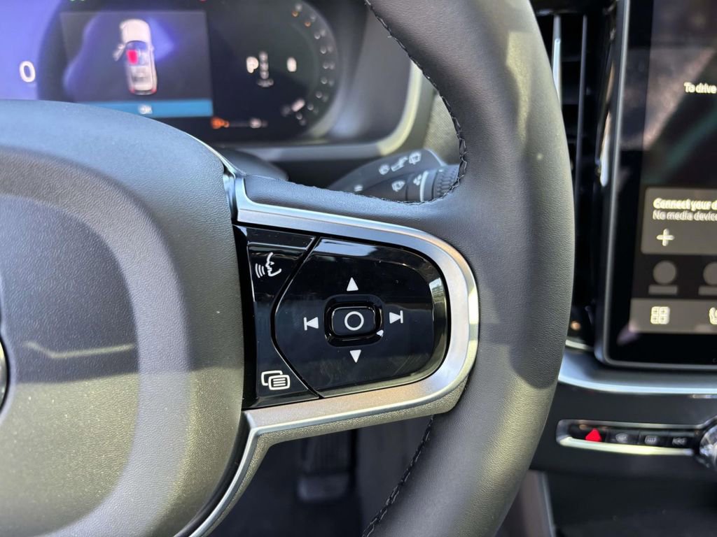 New 2026 Volvo XC90 B6 Plus image 19