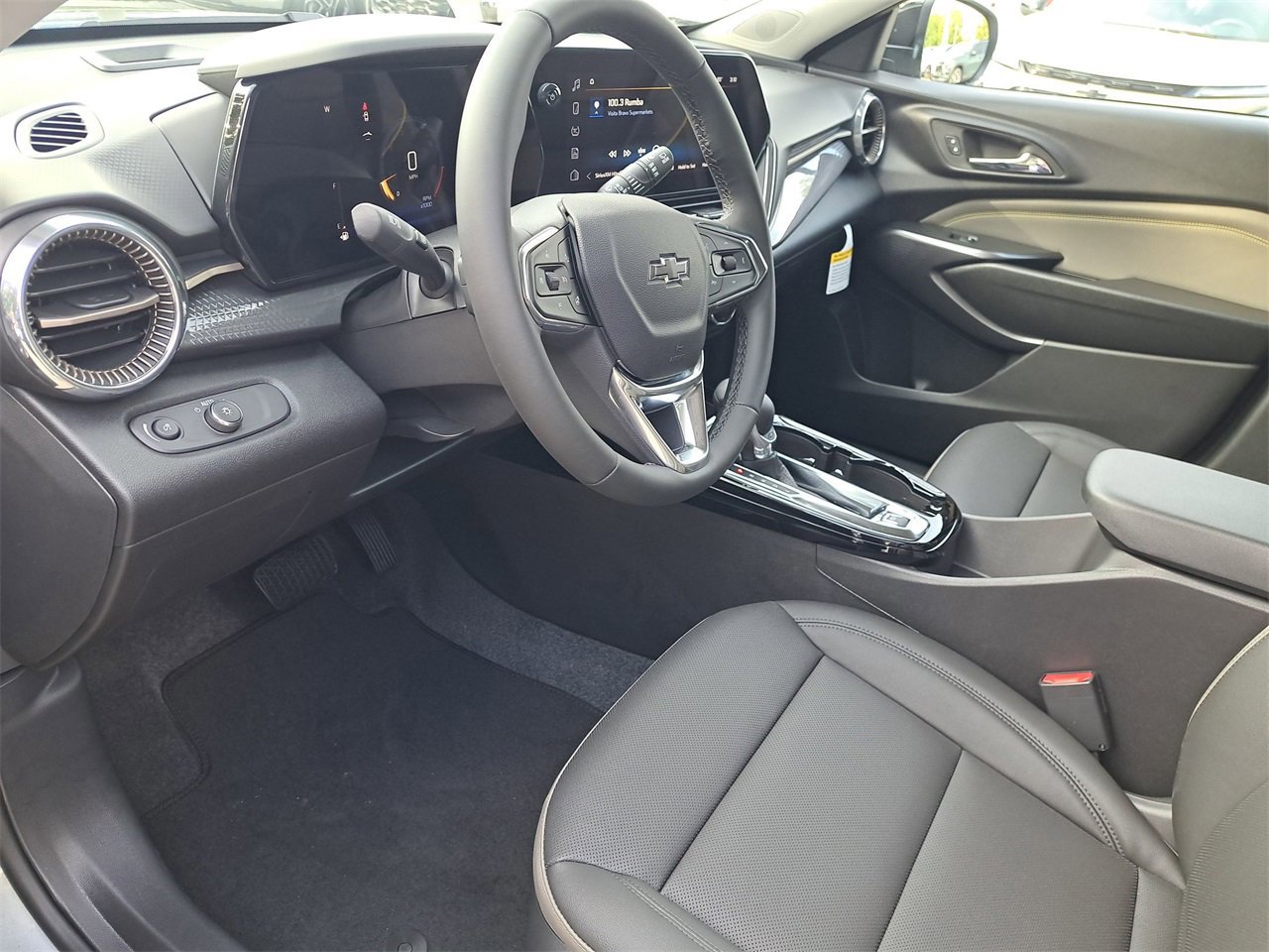 New 2026 Chevrolet Trax ACTIV w/ Driver Confidence Package image 13