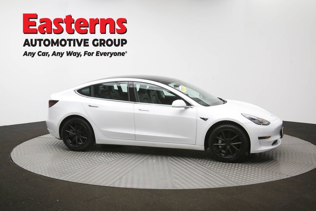 Used 2020 Tesla Model 3 Standard Range RWD image 41