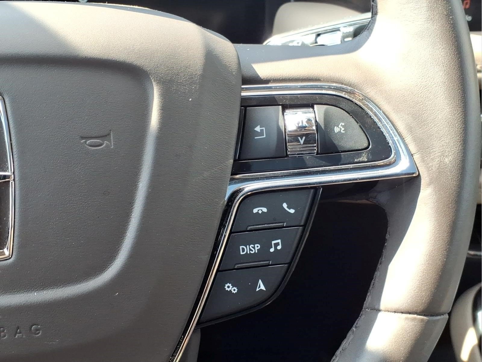 Used 2023 Lincoln Nautilus Reserve w/ Equipment Group 201A AWD/4WD image 22