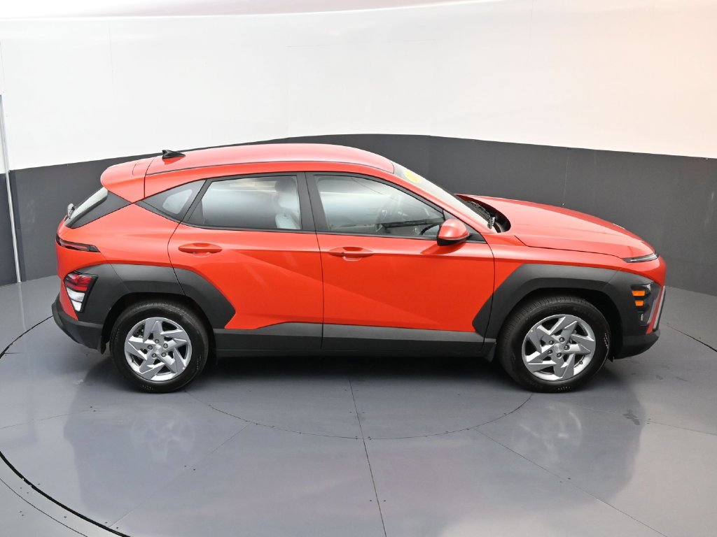 Certified 2026 Hyundai Kona SE FWD image 16