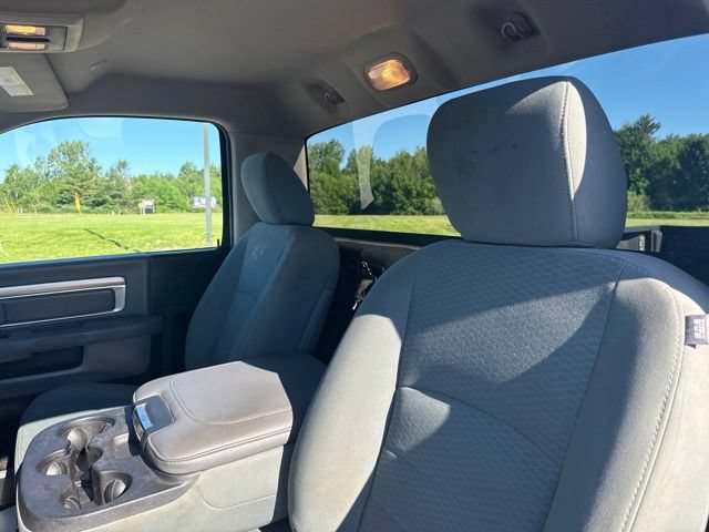 Used 2018 RAM 2500 Tradesman w/ Chrome Appearance Group AWD/4WD image 16