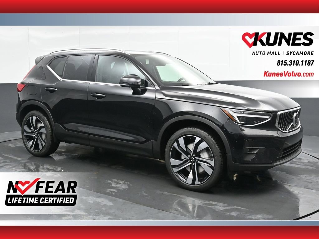 New 2025 Volvo XC40 B5 Ultra w/ Climate Package