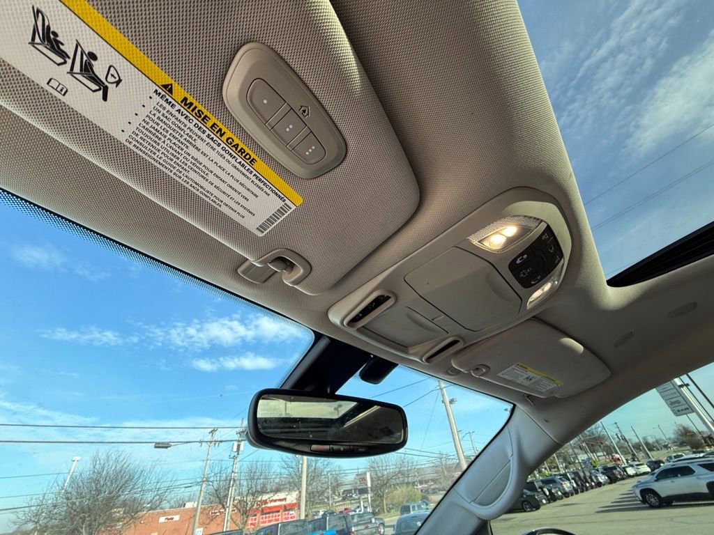 Used 2020 Chrysler Pacifica Limited image 23