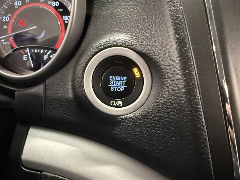 Used 2018 Dodge Journey SE FWD image 30