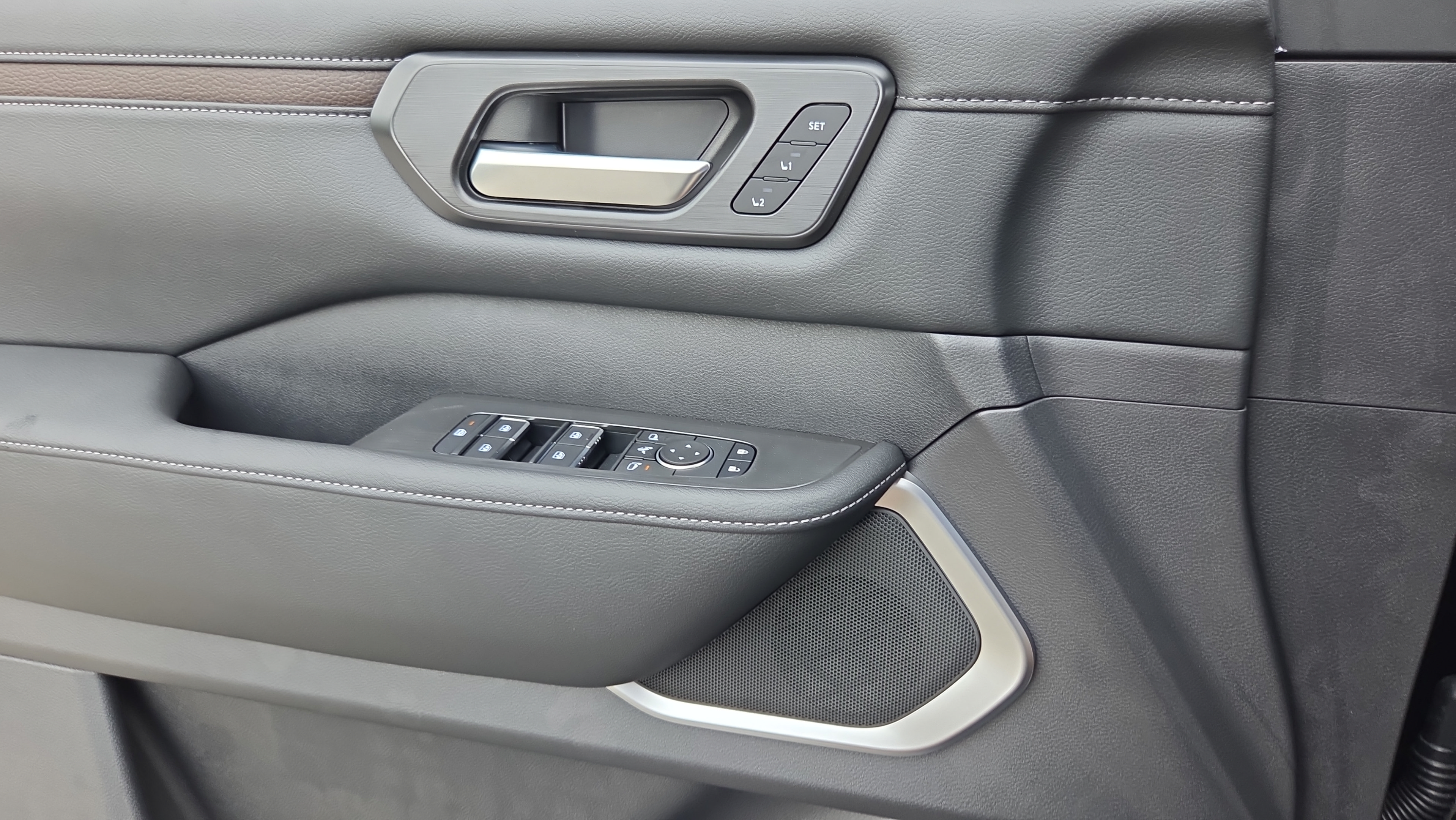 New 2026 Nissan Armada Platinum AWD/4WD image 30