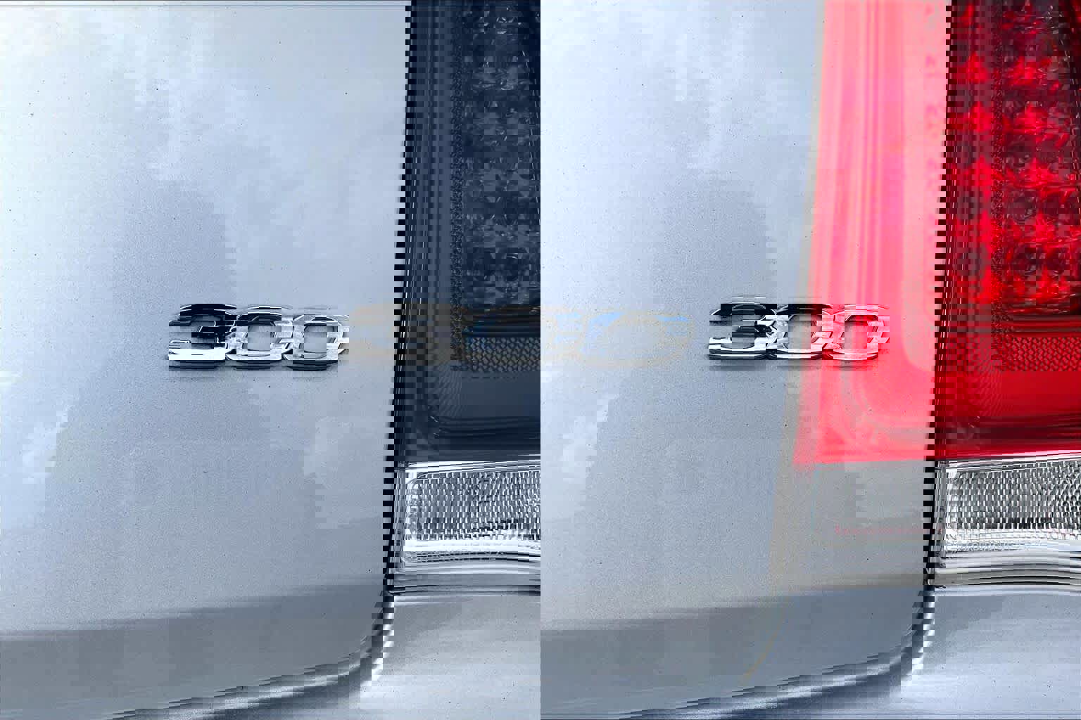 Used 2019 Chrysler 300 Touring L w/ Quick Order Package 22F image 30