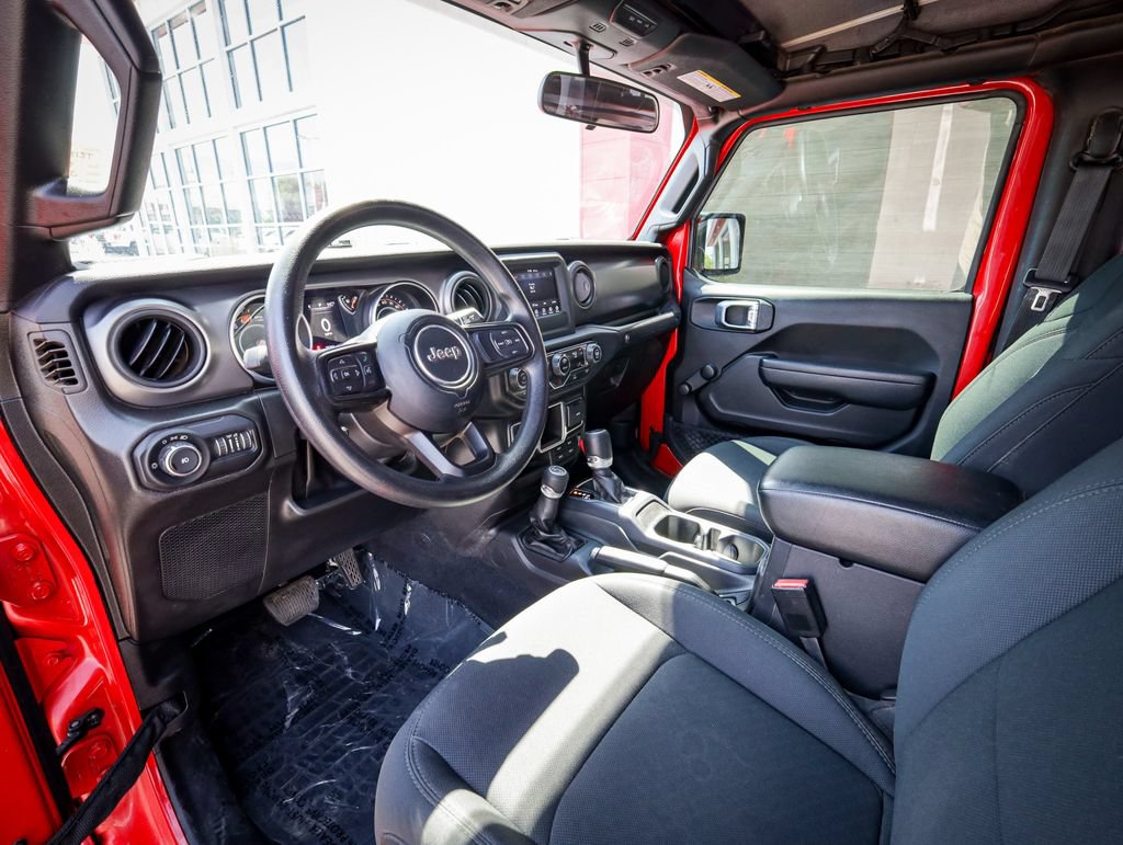 Used 2022 Jeep Wrangler Sport AWD/4WD image 11