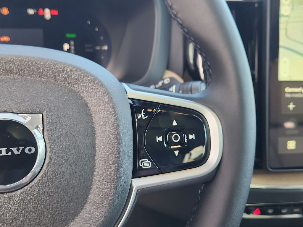 New 2026 Volvo XC60 T8 Plus w/ Protection Package Premier image 17