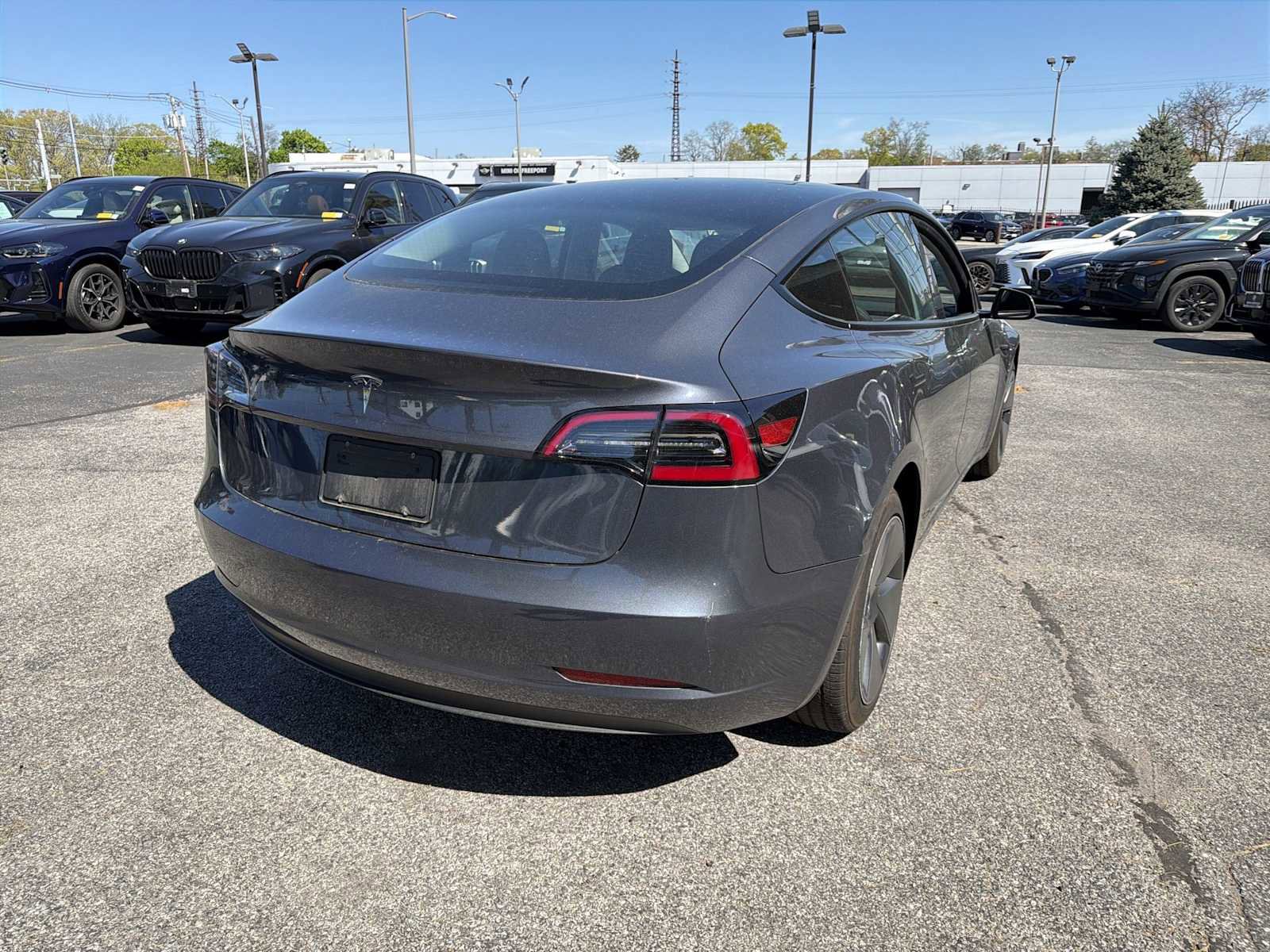 Used 2023 Tesla Model 3 Standard Range RWD image 5
