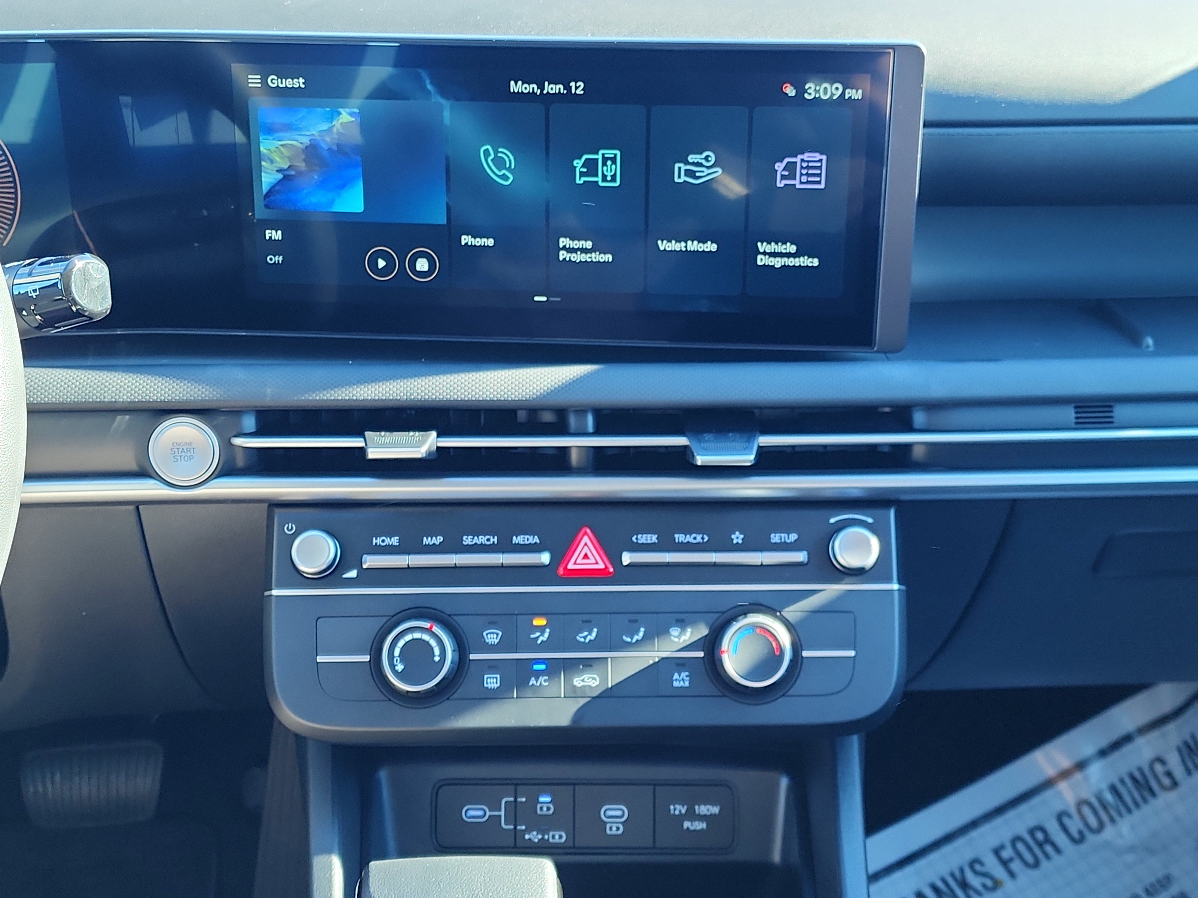 New 2026 Hyundai Tucson SE image 12