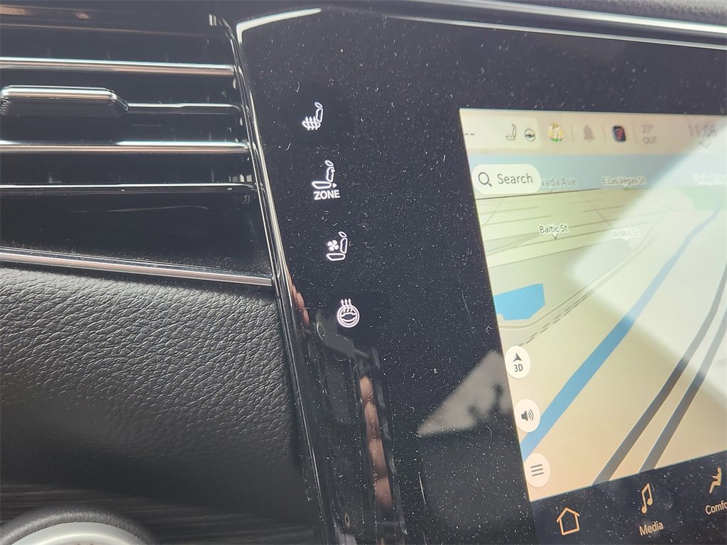 Used 2024 Jeep Wagoneer Series II w/ Flexible Seating Group image 23