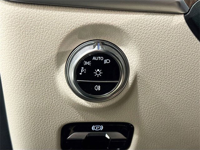 Certified 2023 Mercedes-Benz C 300 4MATIC Sedan image 10