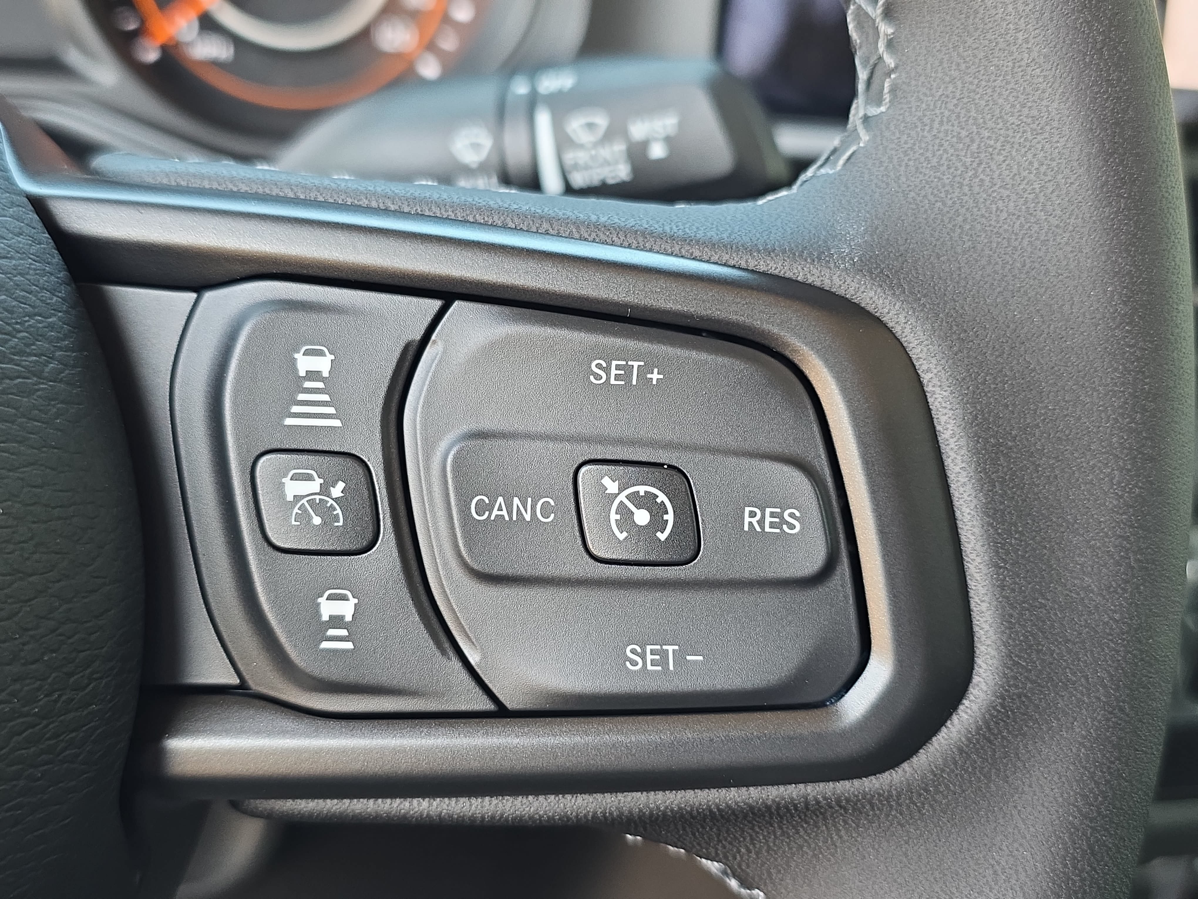 New 2026 Jeep Gladiator Sport AWD/4WD image 15