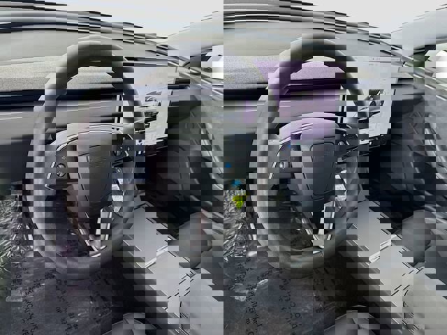 Used 2024 Tesla Model 3 Long Range image 9