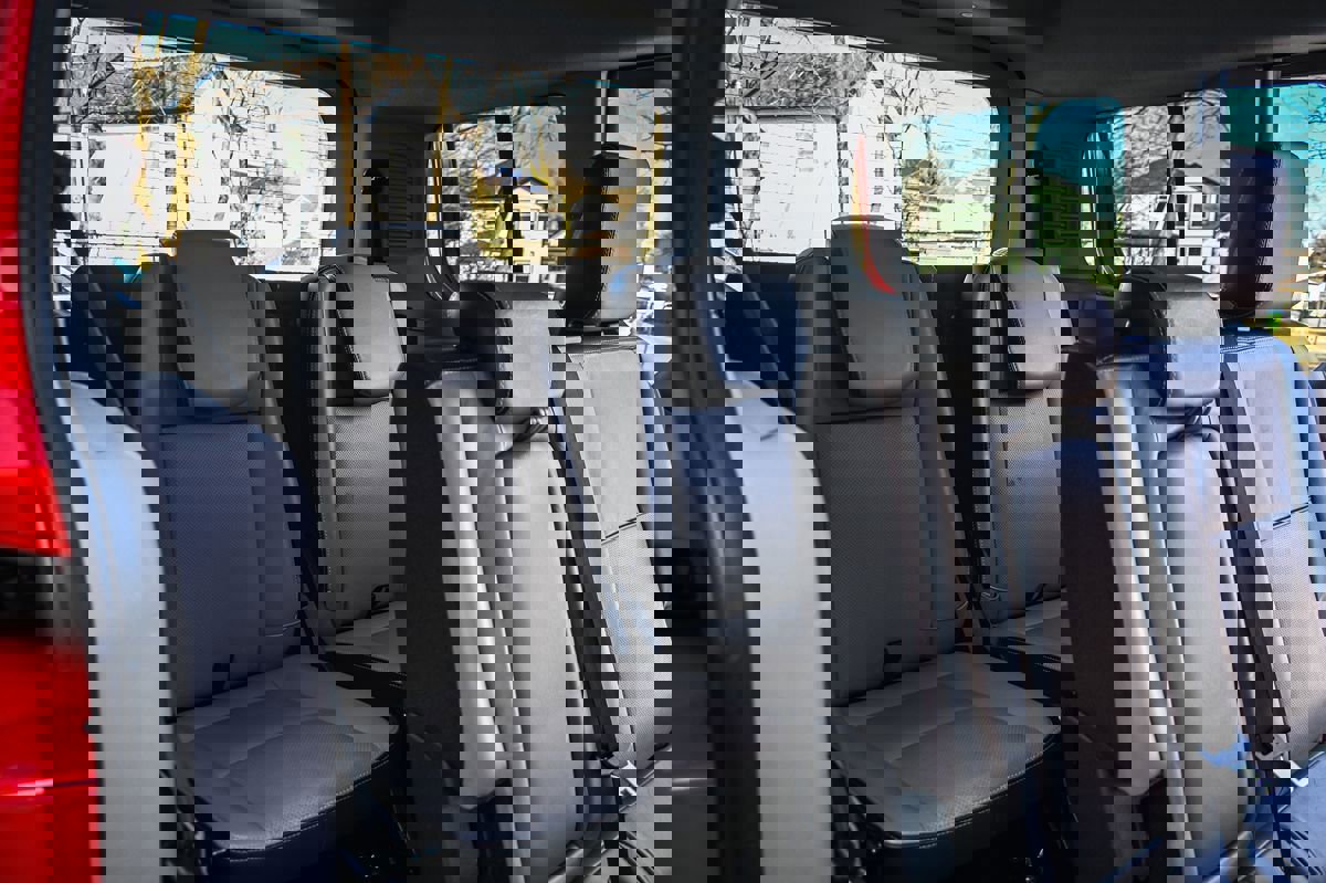 Used 2014 Ford Transit Connect Titanium image 16